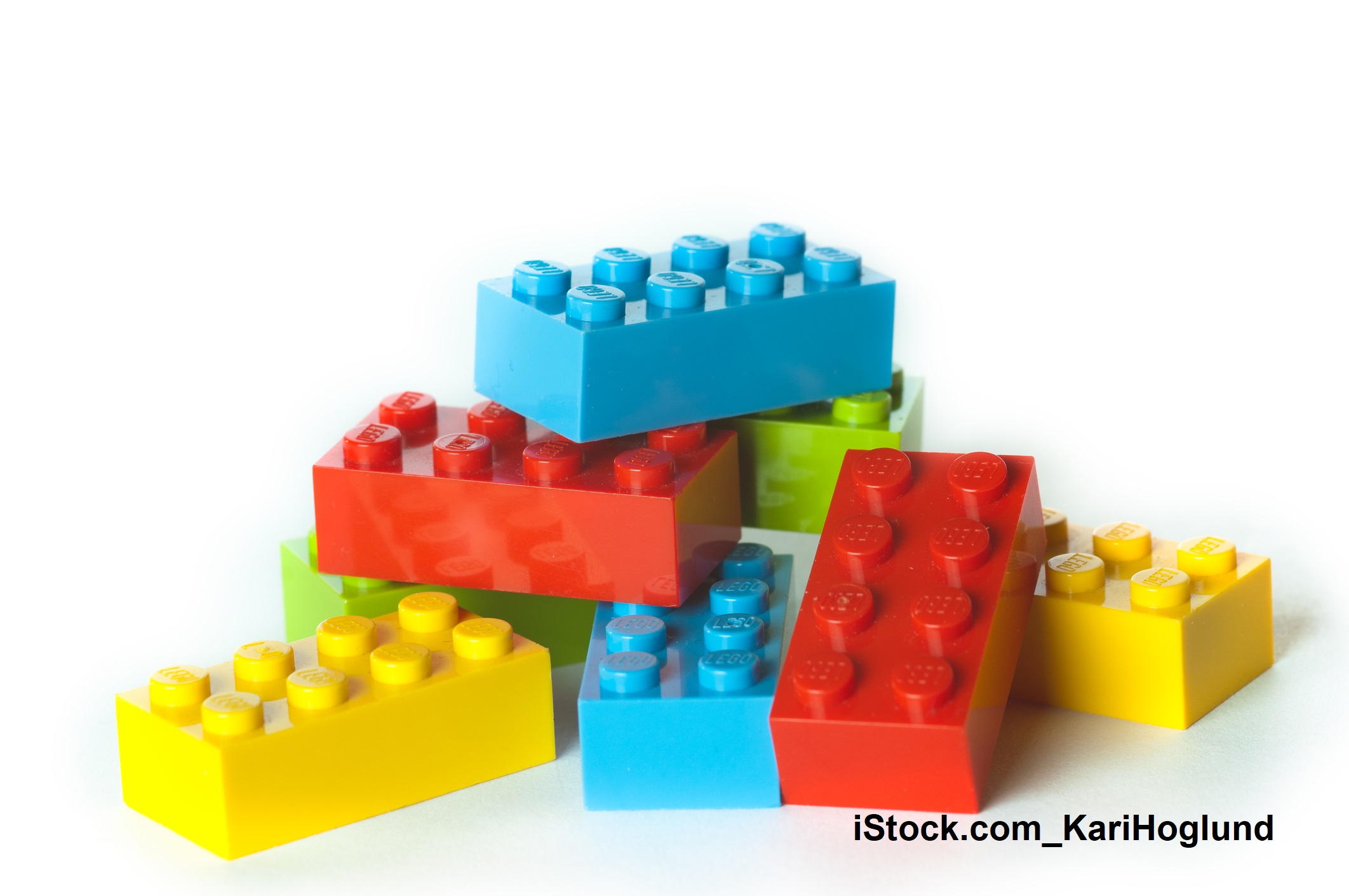 iStock.com KariHoglund Legosteine